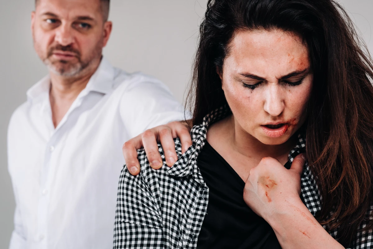 La récidive dans les violences conjugales : un défi juridique majeur