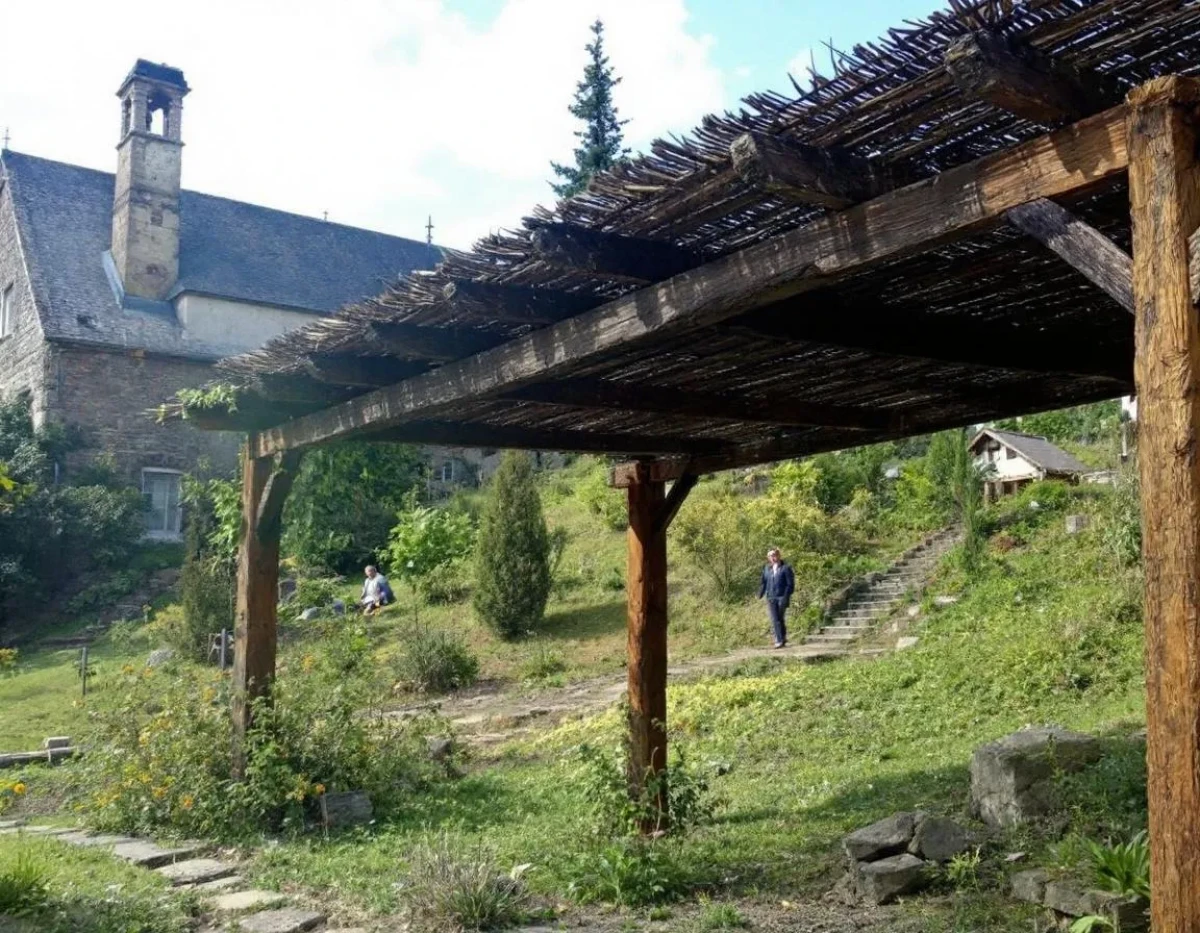 La Régularisation Postérieure des Pergolas en Droit Administratif Français : Enjeux et Solutions